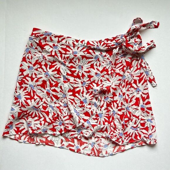 Aqua Red White Floral Wrap Skirt Red White Size Large NWT - Picture 2 of 5